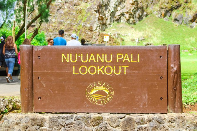 Sights & Bites Island Tour - Lunch at the Famous North Shore Shrimp Truck