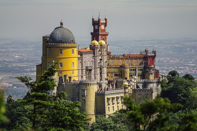Sintra and Cascais and Estoril Private Tour - Exploring Sintra’s Palaces and Historic Center