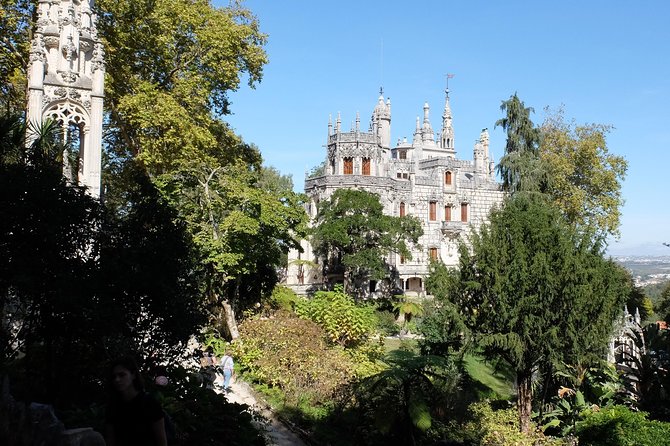 Sintra Essentials from Lisbon - Visiting the Sintra National Palace