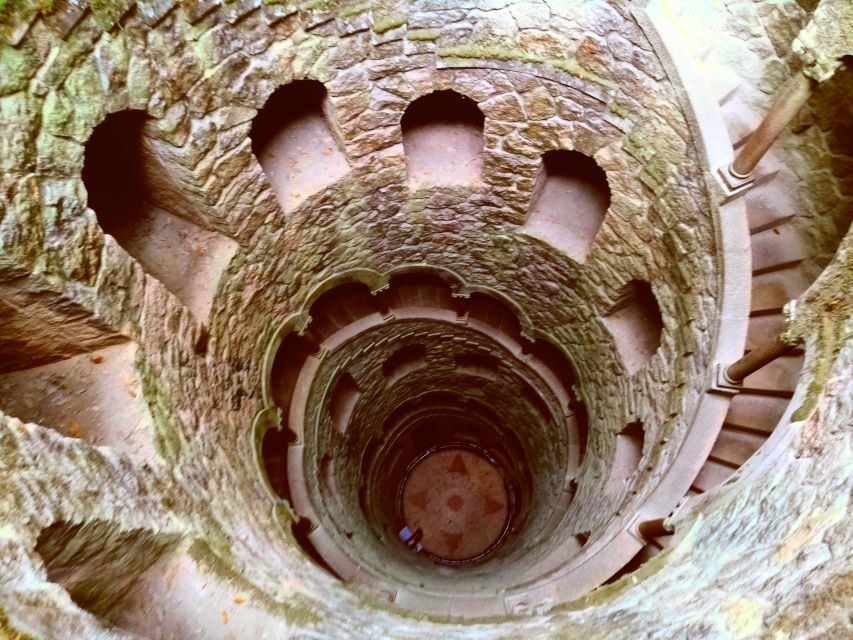 Sintra: Immersive Guided Walking Tour w/ Quinta da Regaleira - Starting Point and Tour Duration