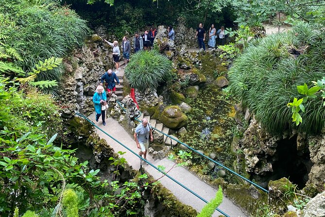 Sintra Walking Tour and Quinta da Regaleira Guided Visit - Starting Point and Tour Flow in Sintras Old Town