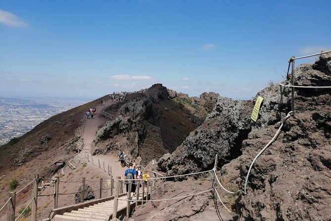 Skip-the-Line Pompeii & Volcano Vesuvius Day Tour w Hotel or Port Pickup - Exploring Pompeiis Key Highlights with an Expert Guide