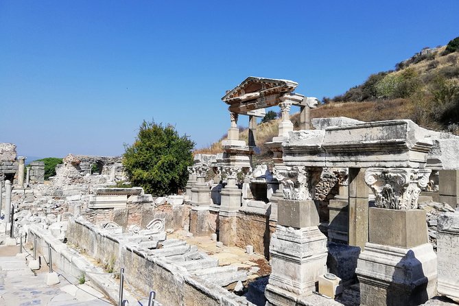 SKIP THE LINE : Private Ephesus Tour with Traditional lunch - Exploring Kusadasis Starting Point and the First Stop