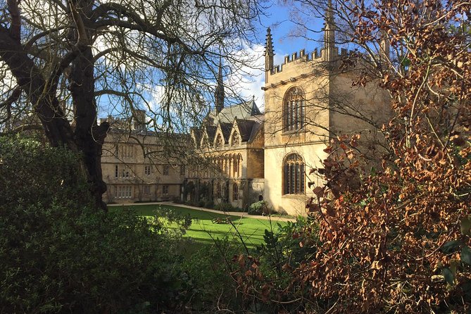 Small and Exclusive Oxford Highlights Tour - Strolling Through Christ Church Meadow