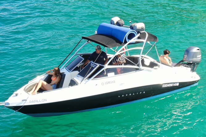 Small boat rental in cabo - Yamaha 28ft. - Visiting El Arco de Cabo San Lucas in Style