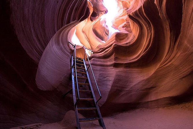 Small Group Antelope Canyon Day Trip from Phoenix - Visiting the Navajo Trading Post to explore Navajo culture