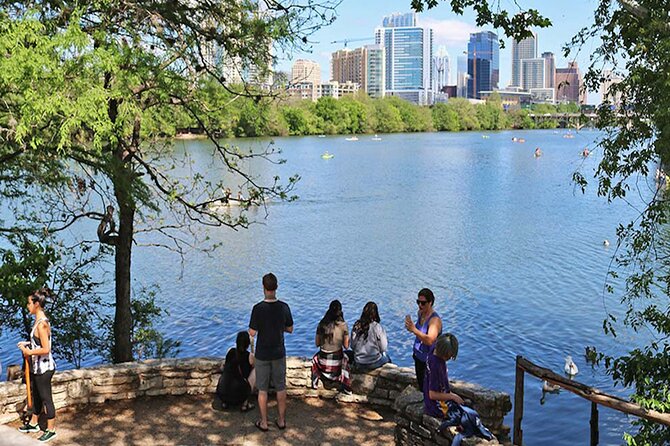 Small-Group Austin Taco Food Walking Tour - Discover Austin’s Iconic Bat Colony at Congress Avenue Bridge