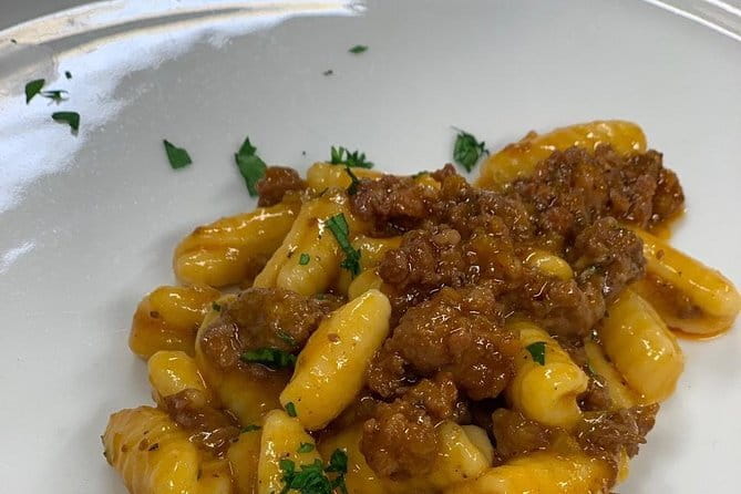 Small Group Gourmet Cooking Lesson With Lunch In Florence - Learning from Professional Italian Chefs