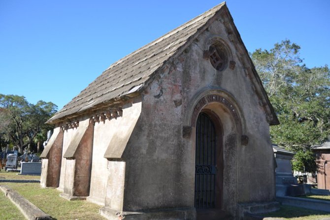 Small Group Haunted History Walking Tour of Charleston - Starting at 80 N Market St, in Charleston’s historic center
