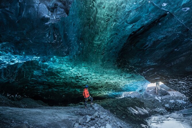 Small-Group Ice Cave Tour from Jökulsárlón - Guided Cross-Glacier Hike to the Ice Cave