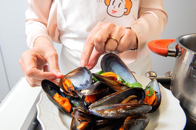 Small Group Market tour and Cooking class in Vietri Sul Mare - A Warm Welcome from Anna and Her Husband in Vietri Sul Mare