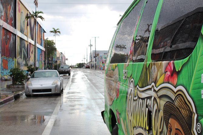 Small-Group Miami City and Speedboat Tour & Hotel Pick-up - From South Pointe Park to Wynwood Walls: Exploring Miami’s Artistic Heart