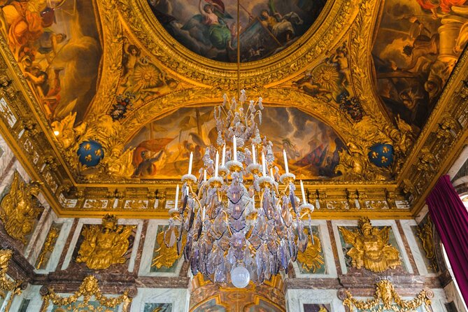 Small Group Paris to Versailles Guided Day Trip & Garden Access - Strolling Through the Gardens of Versailles