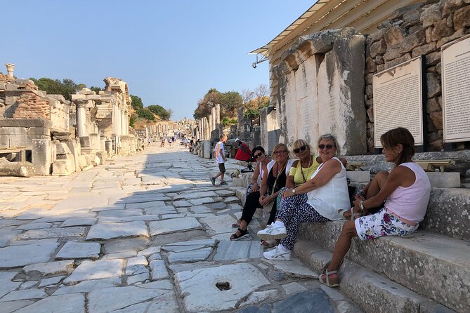 Small Group Tour Ephesus and House of Mary with Lunch - Exploring the Sacred House of Mary on Mt. Koressos