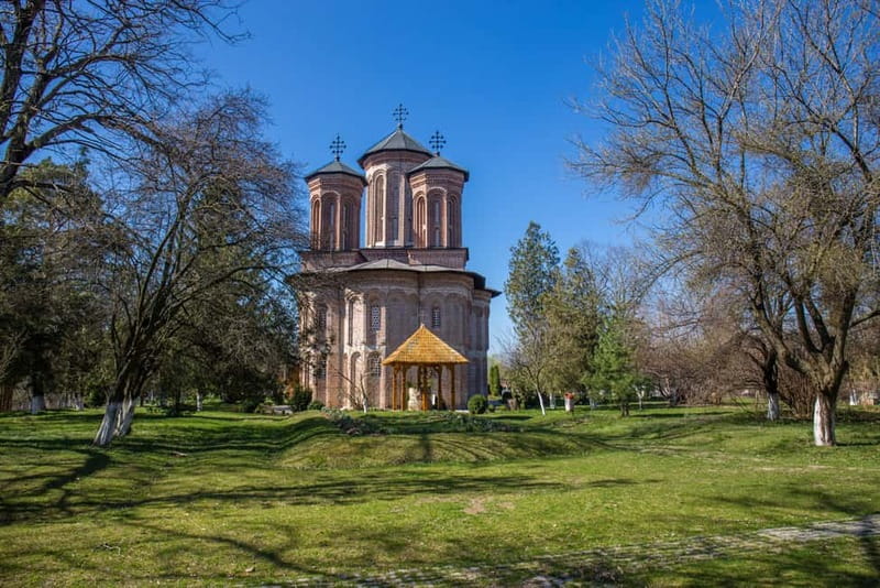 Small Group Tour to Mogosoaia Palace & Snagov Monastery - Discovering Snagov Monastery on an Island in the Lake