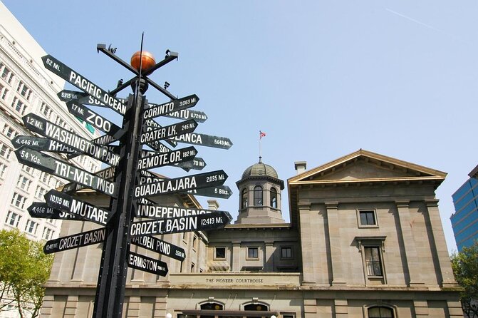 Smartphone-Guided Walking Tour of Downtown Portland - Starting Point at Pioneer Courthouse