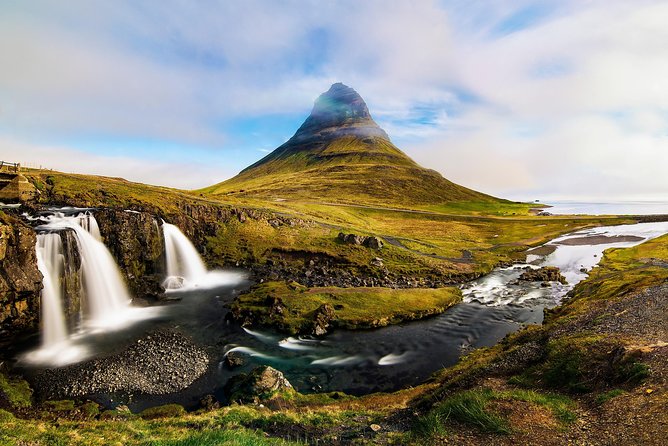 Snaefellsnes Small Group Tour with Homemade Meal from Reykjavik - Iconic Landmarks: Kirkjufell and Búðir Black Church