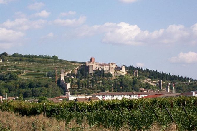 Soave: history and excellence in wines, in Verona hillside - Exploring Soave’s Historic Village and Defensive Walls