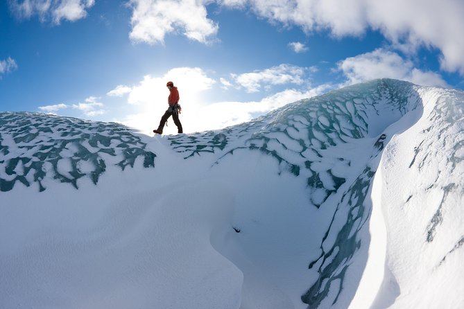 Sólheimajökull Glacier Hike - Small Group Adventure (Easy) - Exploring Sólheimajökulls Natural Ice Formations