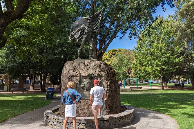 Sonoma Scavenger Hunt Walking Tour & Game - Solving Clues and Playing the Game on Your Smartphone