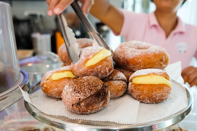 South Beach Sweets Tour: Donuts, Pastelitos, and Patisseries - Gelato and Donuts at Gelato-go South Beach