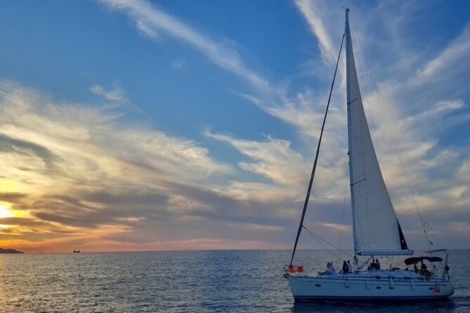 South Crete: Small group Full Day/ Sunset Sailing & Lunch - Setting Sail from Agia Galini to Unexplored Beaches
