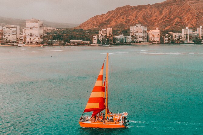 South Shore Open Sail from Kewalo Harbor Including Drinks - Meeting Point and Easy Access in Honolulu