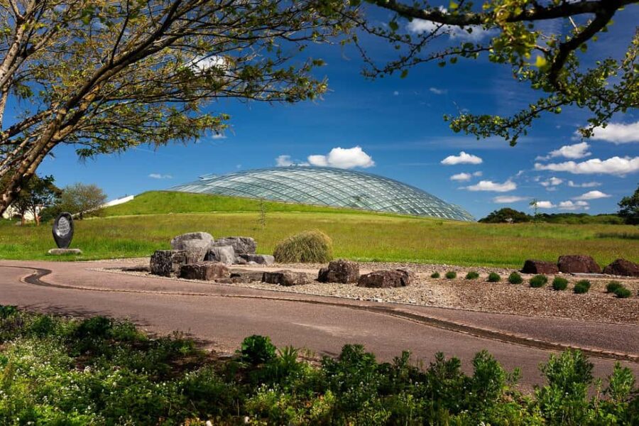 South Wales: Private Day Trip with Driver-Guide - Private Tour with a Knowledgeable Driver-Guide