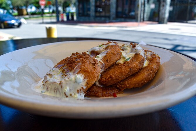 Southern Comfort - Old Town Alexandria Food & History Tour - Visiting Alexandria City Hall & Market Square