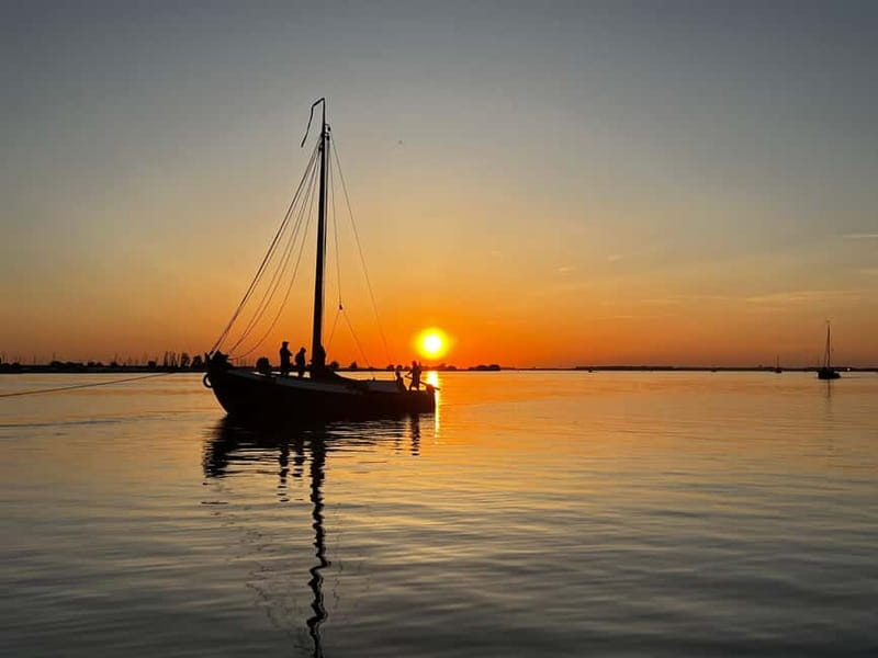 Spakenburg: boat trip on an authentic fishing boat - The Authentic Fishing Boat from 1943