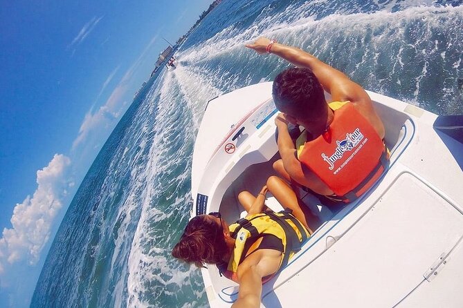 Speedboat and Snorkeling Adventure in Cancun - Practical Details: Meeting Point and Group Size