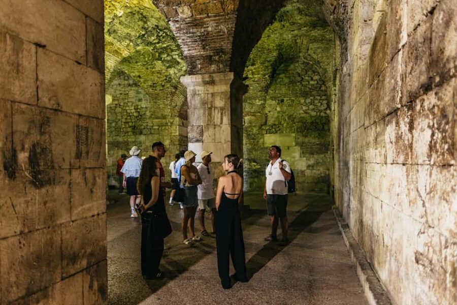 Split: Diocletian's Palace & Old Town Guided Walking Tour - Starting Point and Tour Duration in Split Old Town