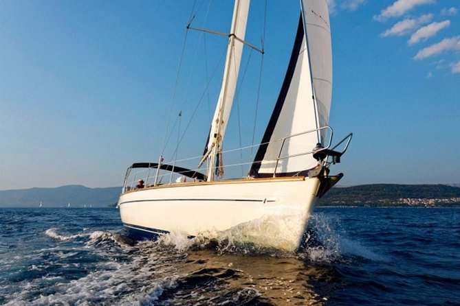 Split: PRIVATE Full-Day Sail Yacht Cruise - Per group (up to 12)! - The Route to Milna on Brac Island