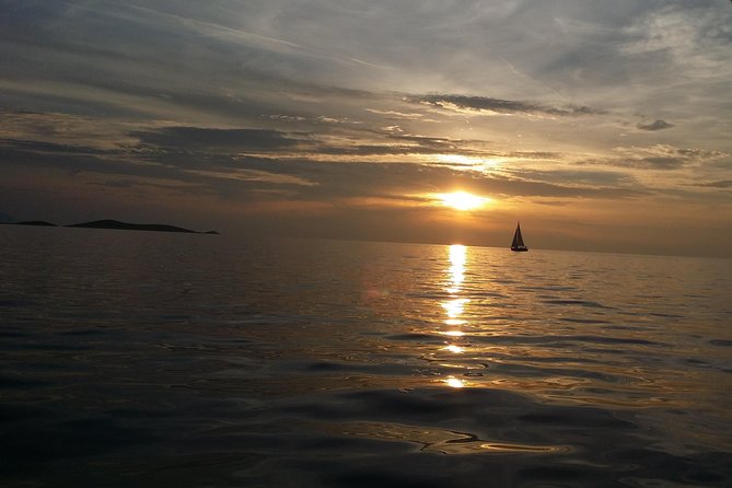 Split: Small-Group Sunset Sailing Trip - The Boat: Clean, Solid, and Hospitable