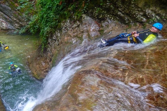 Sports canyoning in the Vercors near Grenoble - What the Equipment and Safety Measures Include