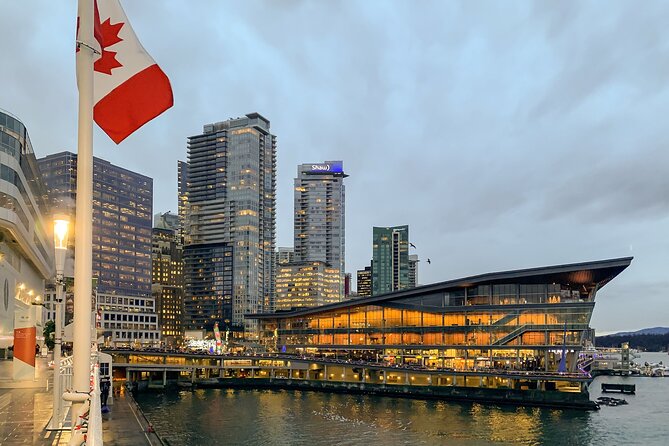 Spy Escape in Vancouver: Outdoor Puzzle Adventure - Many Stops, Short Walks