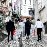 St-Emilion & Médoc Combine Day Tour including Wine Tastings and Lunch - From Bordeaux to Médoc: Exploring Famous Châteaux