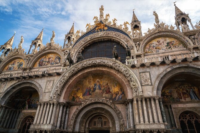 St Marks Basilica & Doges Palace Skip the Line - Semi-Private - Exploring the Opulence of Doge’s Palace