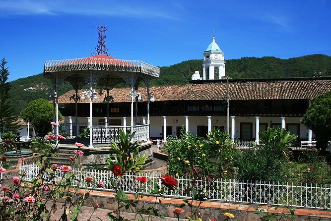 St. Sebastian of the West Tour - Discovering the Historic Town of San Sebastian del Oeste