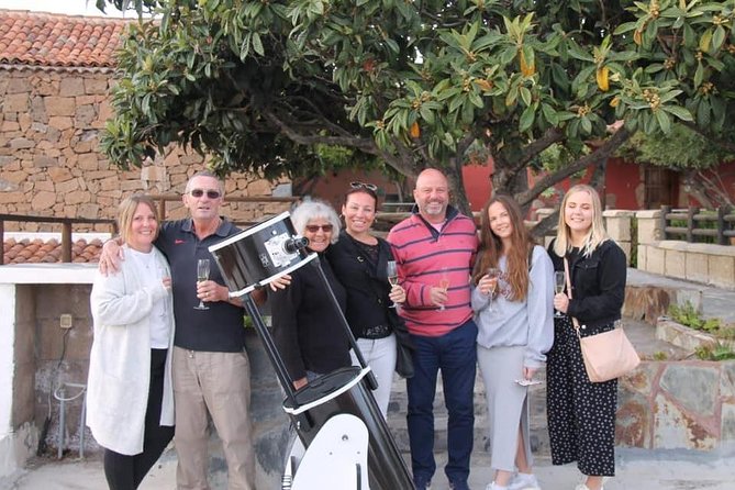 Stargazing Experience with Dinner & Drinks - Observing the Night Sky with Professional Equipment