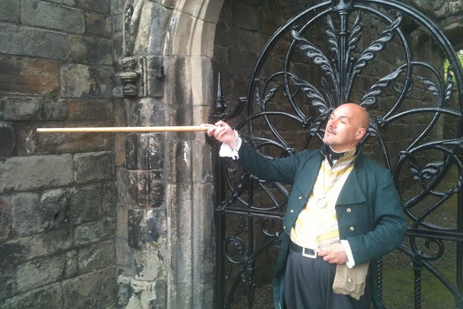 Stirling Castle and the Secrets of the Old Town Private Tour - The Guided Tour of Stirling Old Town