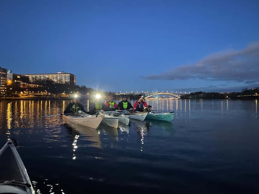 Stockholm by Night: Guided Winter Kayak Tour with Dry Suit - The Guide and Their Storytelling Style