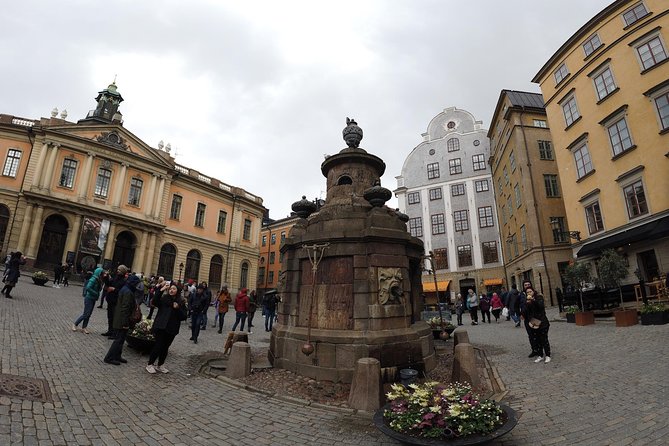 Stockholm Top attractions all-inclusive Gran Tour - Visiting Drottningholm Palace and Its 17th-Century Theatre