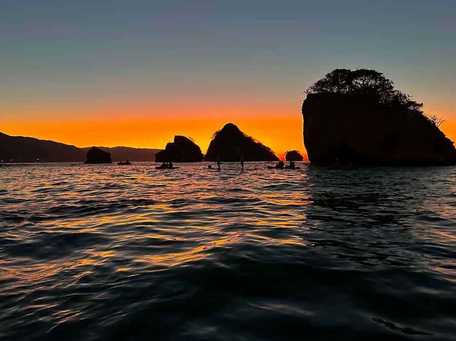 Sunset and Bioluminescence Boat Tour at Los Arcos Islands - The Bioluminescent Waters of Los Arcos