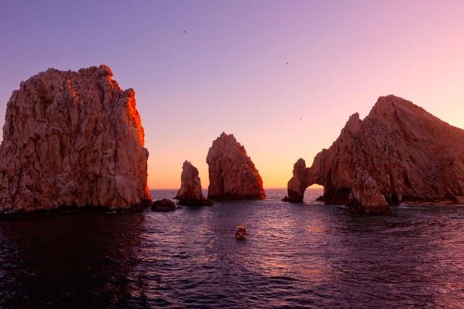 Sunset Dinner Cruise in Los Cabos - The Scenic Route to Lands End and the Sunset
