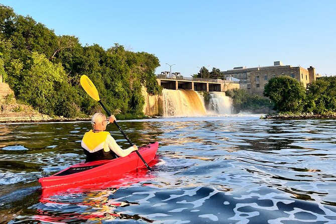 Sunset Kayak Tour in Downtown Ottawa and Gatineau - Exploring Rideau Falls with Kayaks