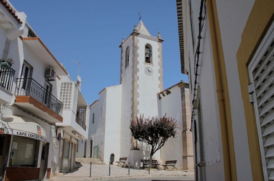 Sunset Safari in the Algarve Mountains - Starting in Albufeira: Meeting and Pickup Details