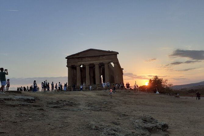 Sunset Walking Valley of Temples Tour - Walking Through the Tempio di Giove Olimpico