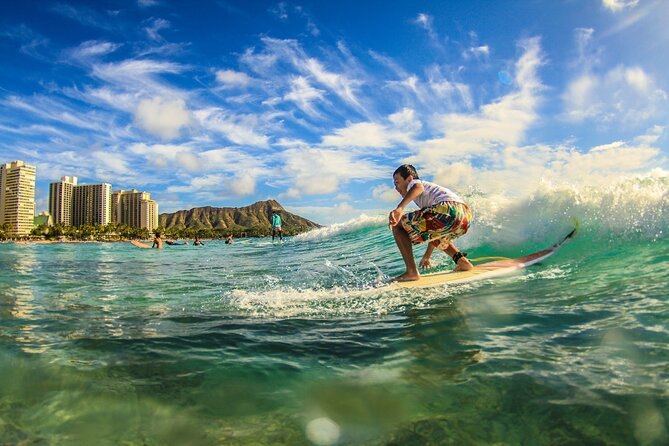 Surfing Lessons On Waikiki Beach - The Equipment and Safety Measures for a Hassle-Free Surfing Session