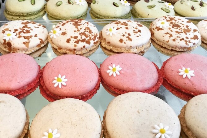 Sweet walking food tour in Paris with local guide - Savoring Parisian Pastries at Café Pierre Hermé